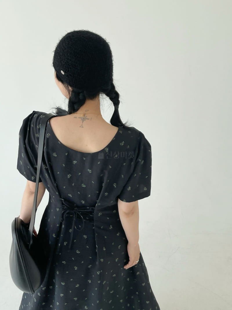 Oli Seoul - Korean Women Fashion - #vintageinspired - Black Sola One-piece - 2