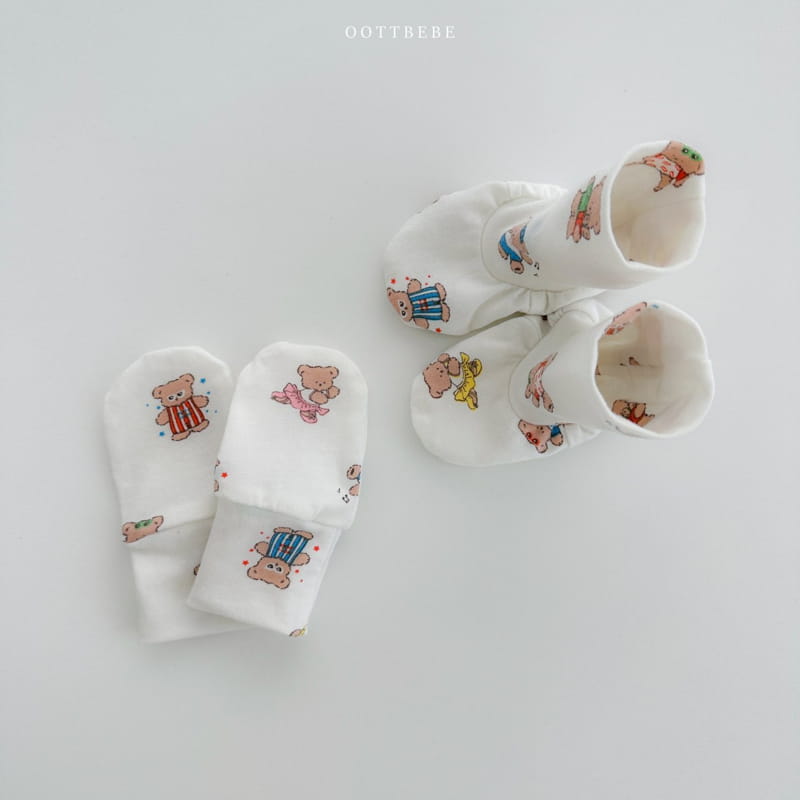 Oott Bebe - Korean Baby Fashion - #babyboutiqueclothing - Friends Foot Hand Warmer - 10