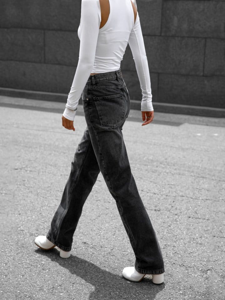 Paper Moon - Korean Women Fashion - #thelittlethings - Back Split Jeans - 4