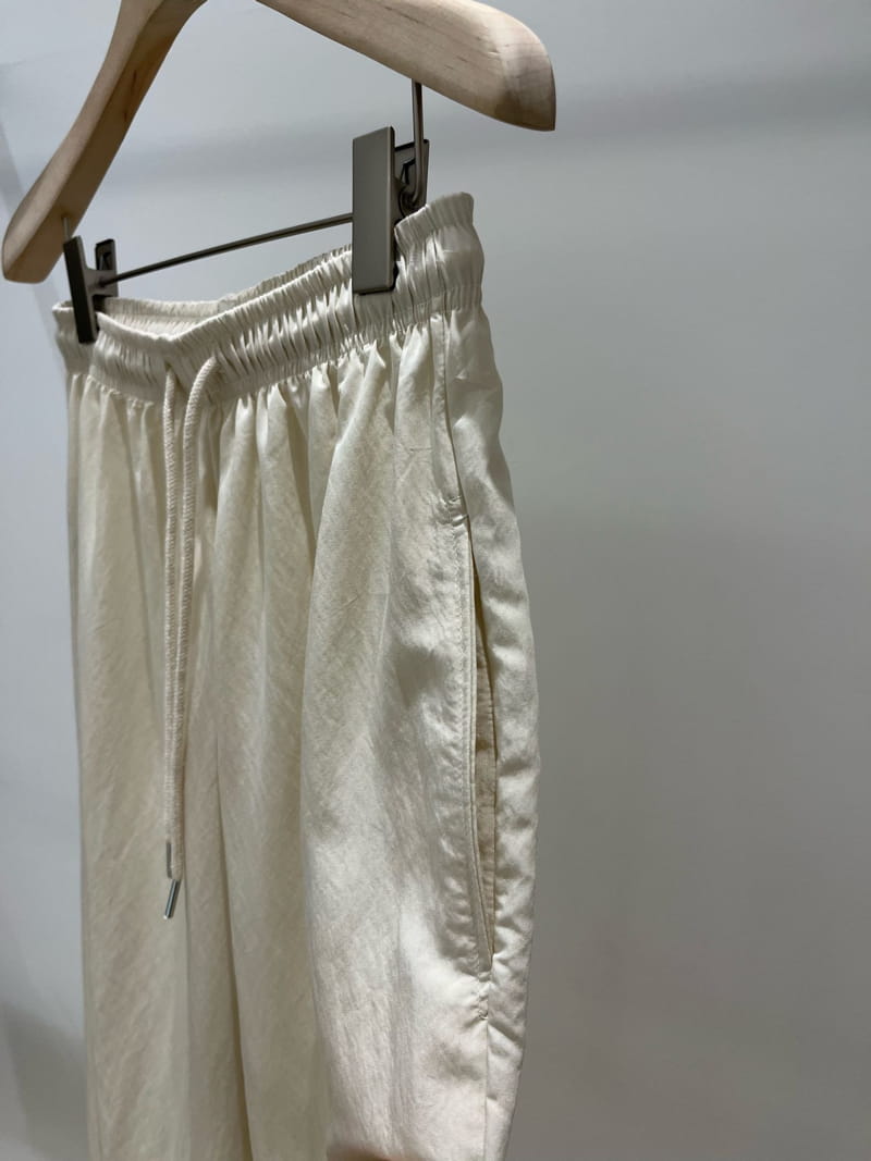 Taupe - Korean Women Fashion - #womensfashion - Touch Band Pants - 3