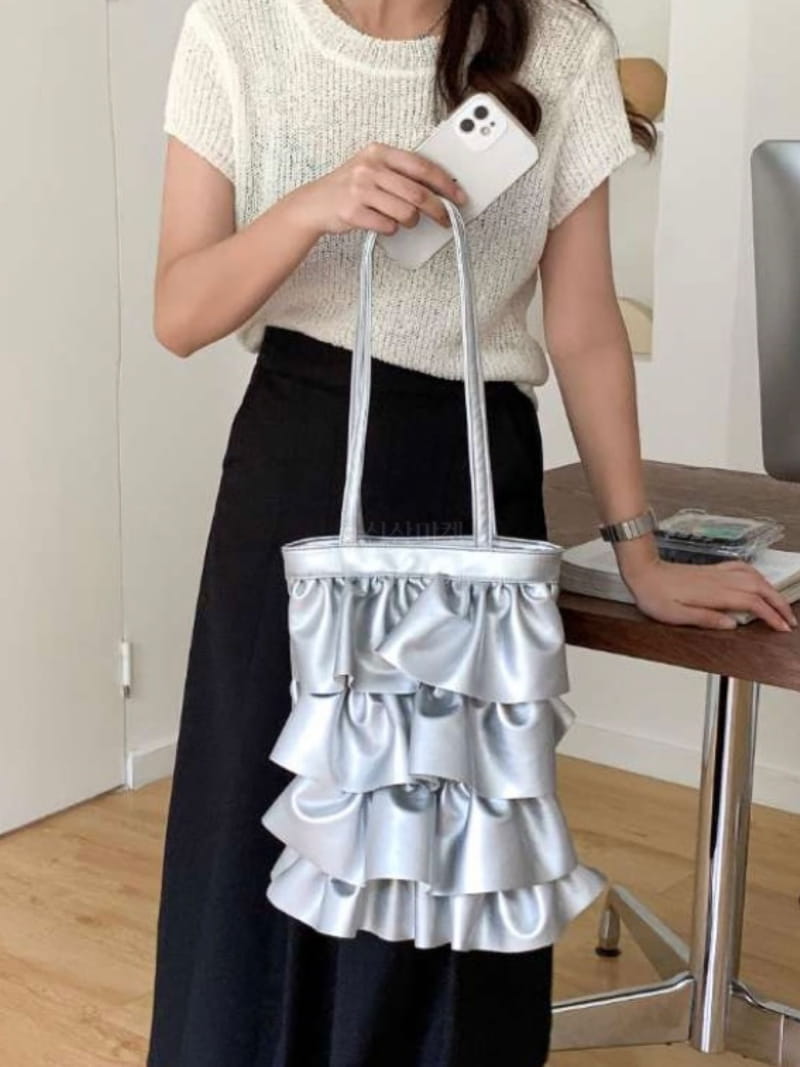 Trouvaille - Korean Women Fashion - #thatsdarling - Cancan Frill Shoulder Bag