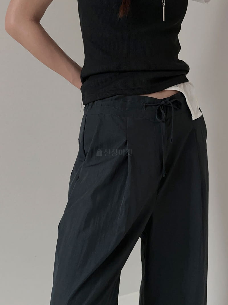 Unene Garden - Korean Women Fashion - #momslook - Masimo Pants - 3