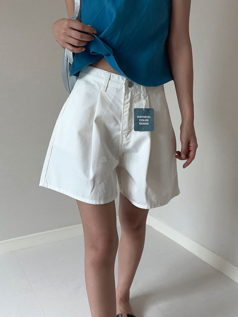 Unene Garden - Korean Women Fashion - #womensfashion - Epick Shorts