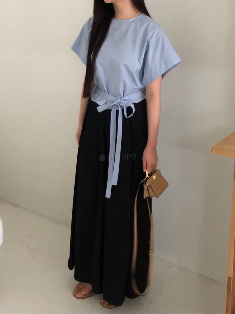 Your - Korean Women Fashion - #thatsdarling - BB Round Short Sleeves Blouse - 2