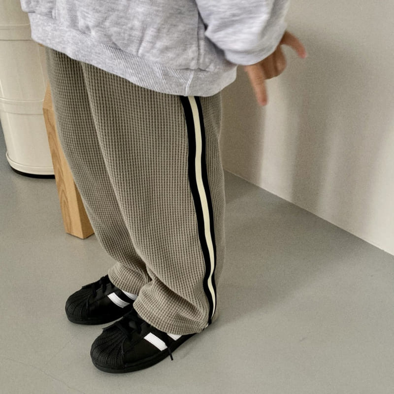 Andbutter - Korean Children Fashion - #todddlerfashion - Croiffle Pants - 5