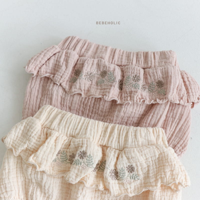 Bebe Holic - Korean Baby Fashion - #babywear - Daisy Embrodiery Bloomer - 2