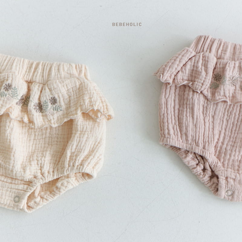 Bebe Holic - Korean Baby Fashion - #onlinebabyboutique - Daisy Embrodiery Bloomer - 3