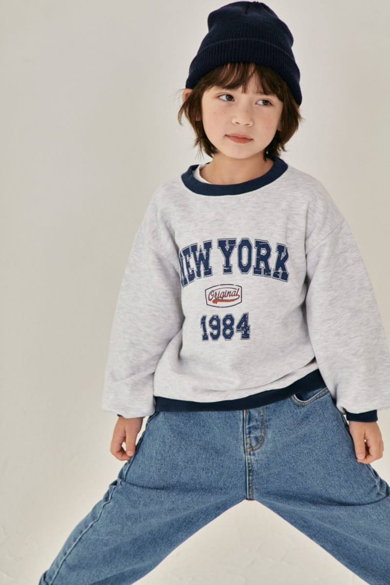 A-Market - Korean Children Fashion - #designkidswear - New York Sweatshirt - 12