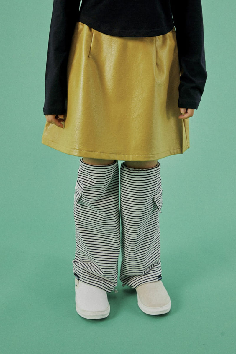 A-Market - Korean Children Fashion - #kidsshorts - Leather Skirt - 2