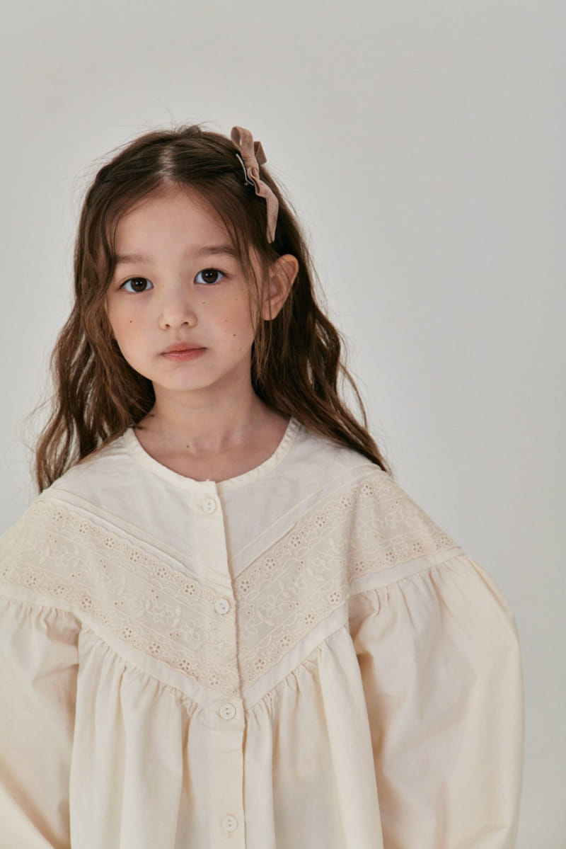 A-Market - Korean Children Fashion - #prettylittlegirls - Velvet Ribbon Hairpink - 3