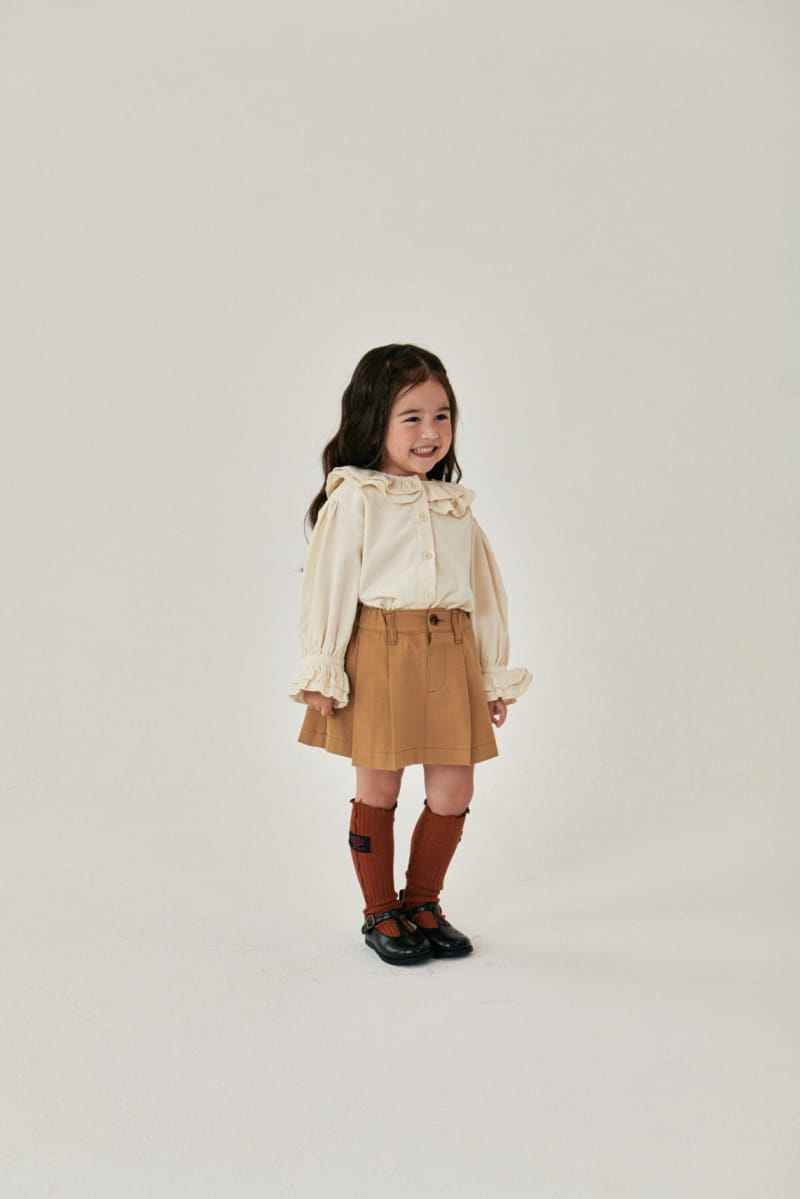 A-Market - Korean Children Fashion - #prettylittlegirls - Collar Blouse - 2