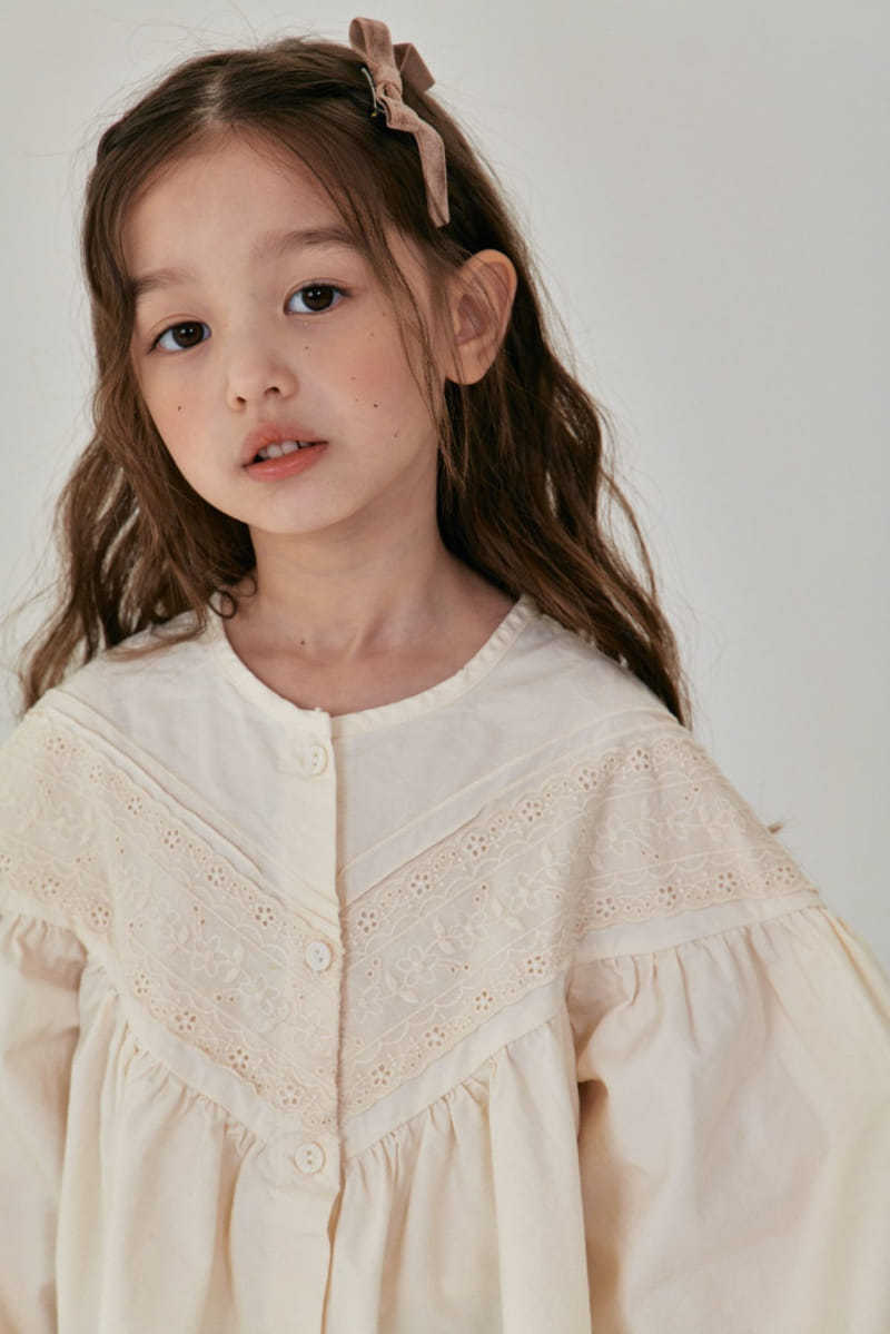 A-Market - Korean Children Fashion - #toddlerclothing - Velvet Ribbon Hairpink - 5
