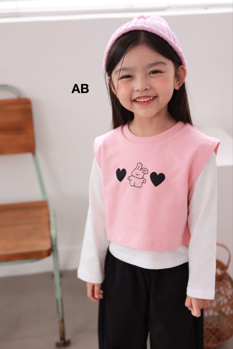 Ab - Korean Children Fashion - #prettylittlegirls - Heart Rabbit Vest