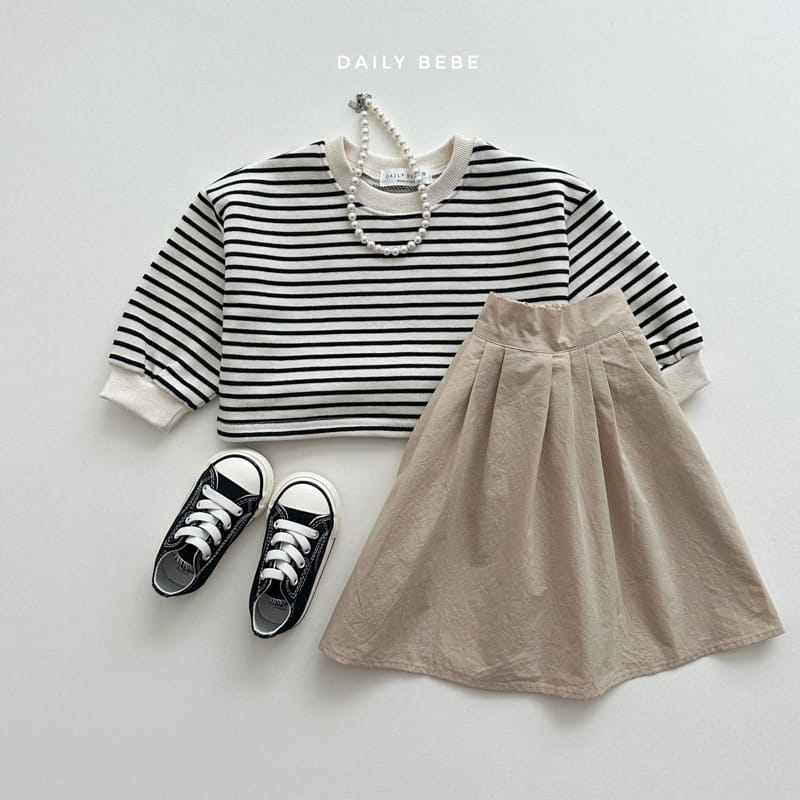 Daily Bebe - Korean Children Fashion - #littlefashionista - Pettern Crop Sweatshirt - 9