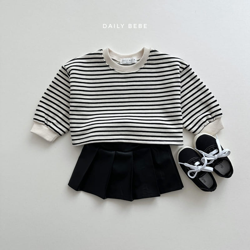 Daily Bebe - Korean Children Fashion - #magicofchildhood - Pettern Crop Sweatshirt - 10