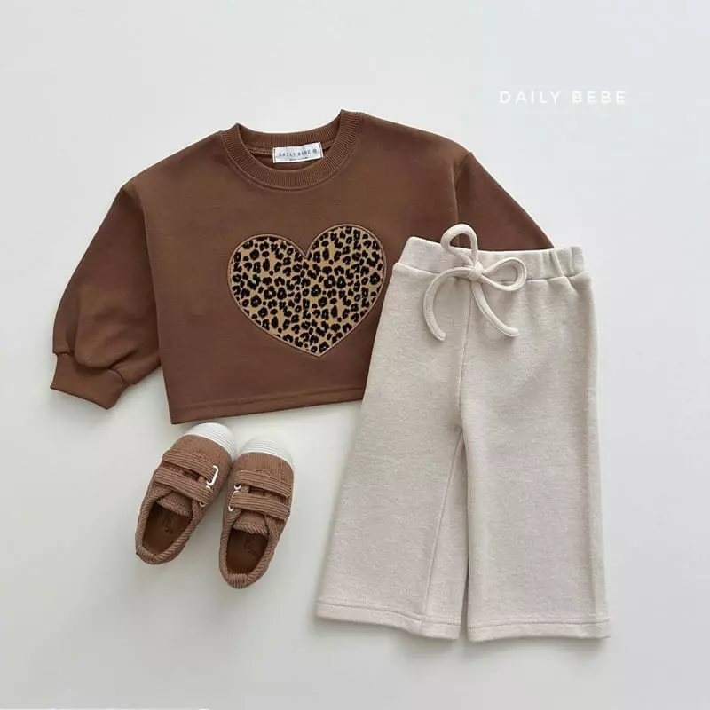 Daily Bebe - Korean Children Fashion - #minifashionista - Heart Crop Sweatshirt - 9