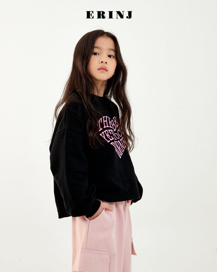 Erin J - Korean Children Fashion - #kidsshorts - Heart Crop Sweatshirt