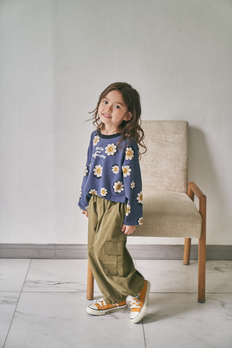 Green Tomato - Korean Children Fashion - #stylishchildhood - Flower Crop Tee - 9