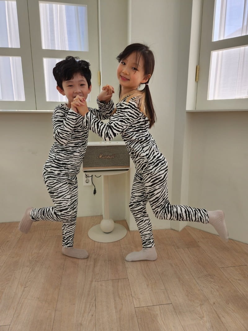 Heart Baby - Korean Children Fashion - #childrensboutique - Leopard Easywear - 7