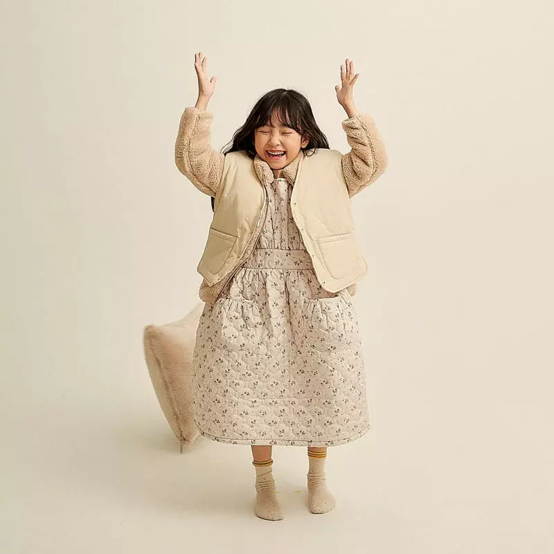 Here I Am - Korean Children Fashion - #childofig - Birdie Vest - 11