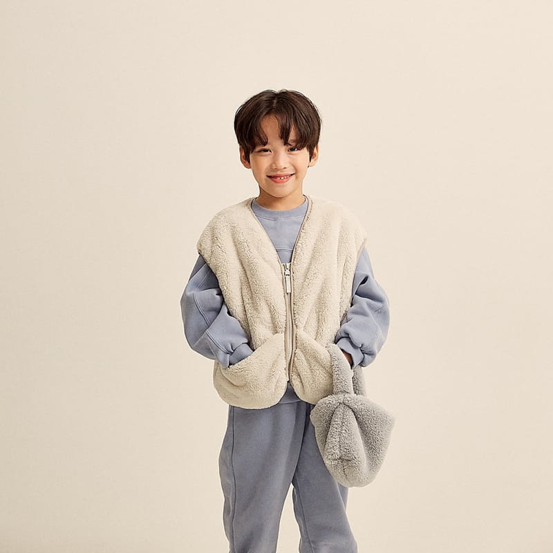 Here I Am - Korean Children Fashion - #designkidswear - Kinder Bread Vest - 11