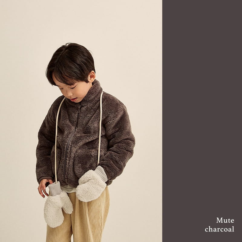 Here I Am - Korean Children Fashion - #minifashionista - Kinder Fleece Jacket With Mom - 10
