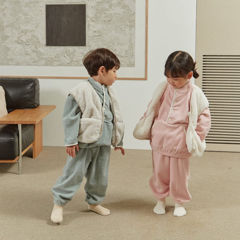 Here I Am - Korean Children Fashion - #toddlerclothing - Kinder Bread Vest - 7