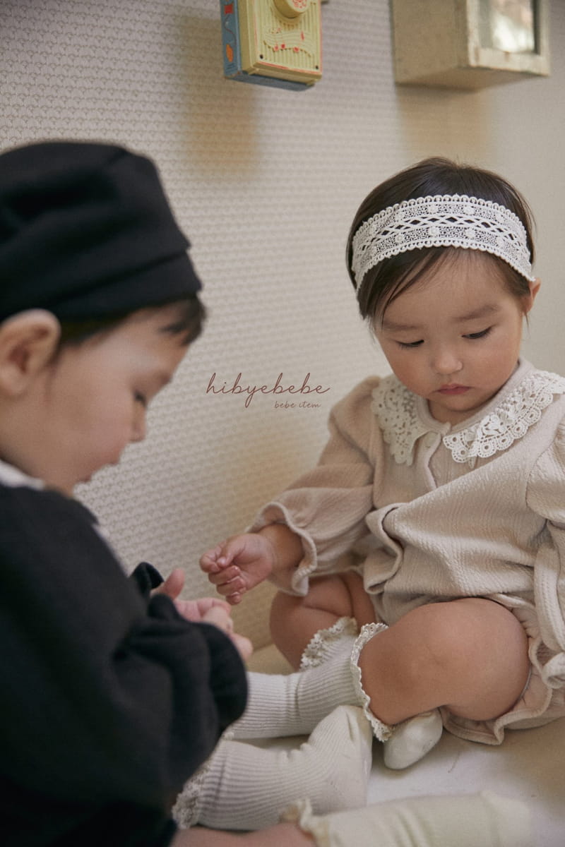 Hi Byebebe - Korean Baby Fashion - #babyboutique - Lace Collar Top Bottom Set - 2