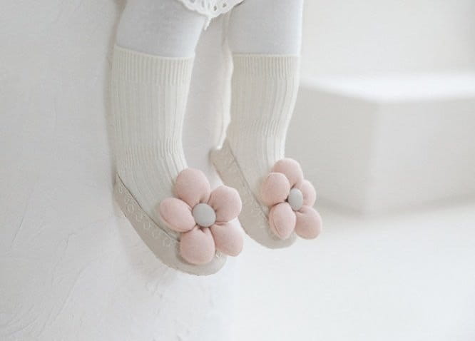 Miso - Korean Baby Fashion - #babyootd - Flower Walk  Socks