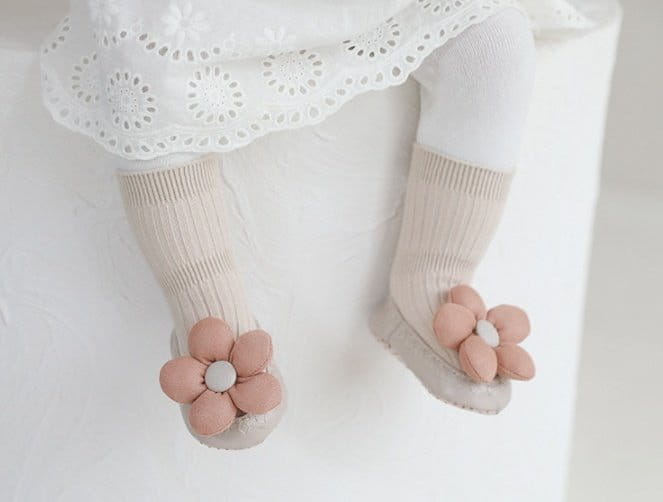 Miso - Korean Baby Fashion - #onlinebabyboutique - Flower Walk  Socks - 5