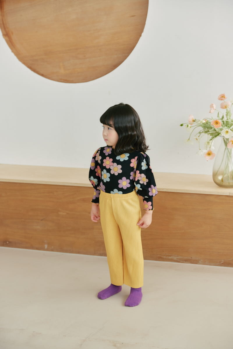 Orange Mom - Korean Children Fashion - #prettylittlegirls - Puff Flower Tee - 4