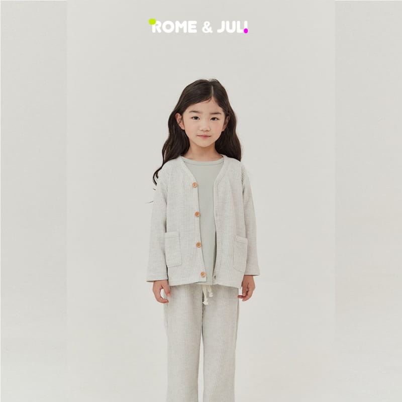 Rome Juli - Korean Children Fashion - #prettylittlegirls - Waffle Cozy Top Bottom Set - 4