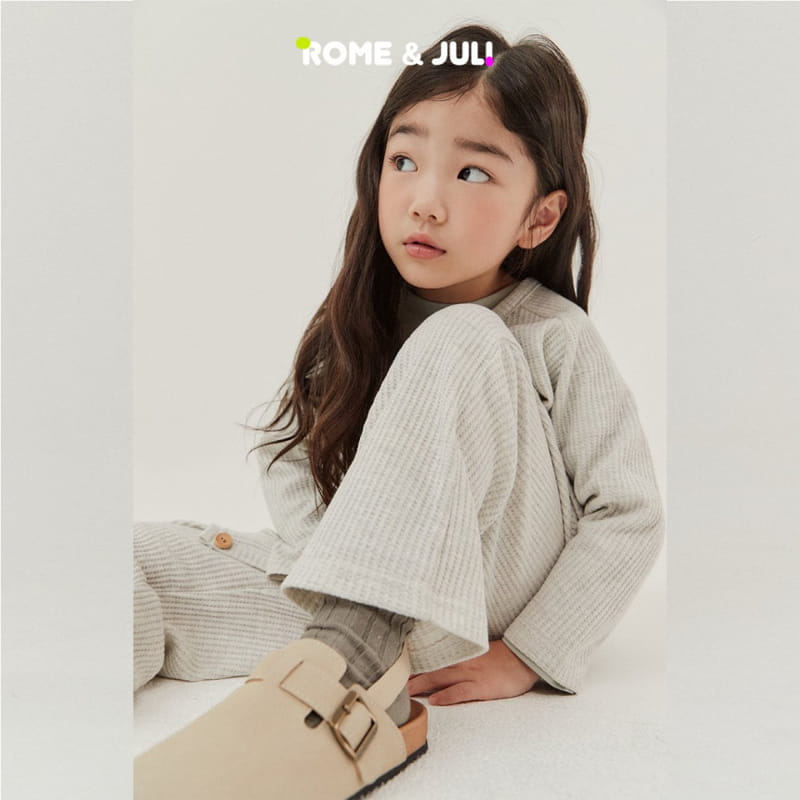 Rome Juli - Korean Children Fashion - #discoveringself - Waffle Cozy Top Bottom Set - 8