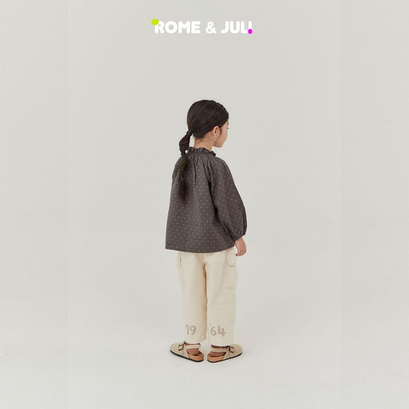 Rome Juli - Korean Children Fashion - #kidsshorts - Dot Smocked Shirring Blouse - 11