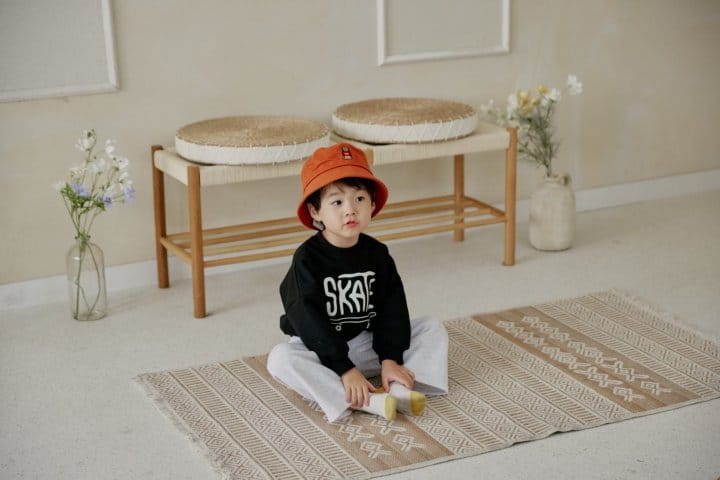 Angelot - Korean Children Fashion - #Kfashion4kids - Skate Sweatshirt