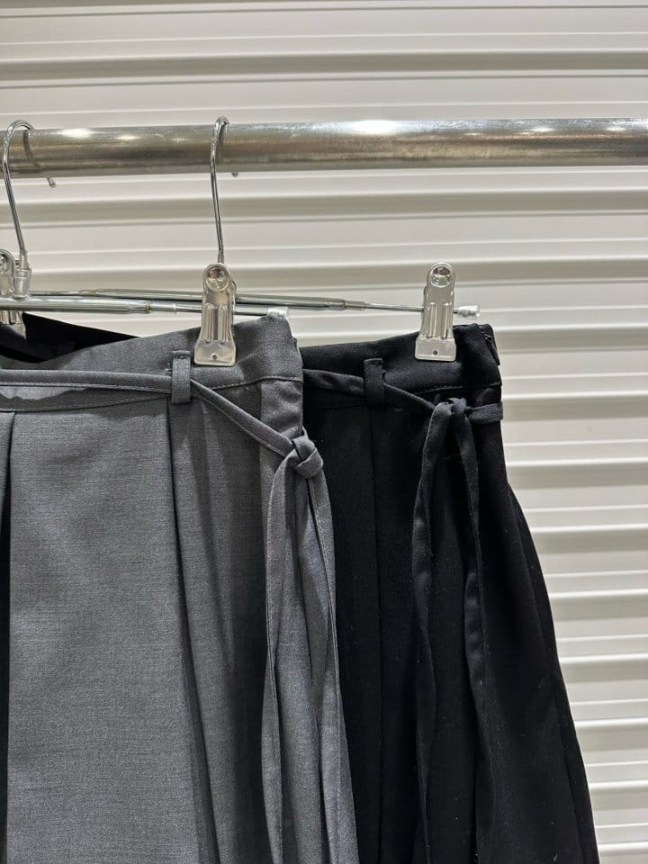 Bricklane - Korean Women Fashion - #shopsmall - Pleats Layered Skirt - 2
