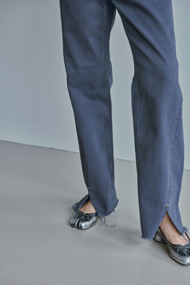 Charlotte - Korean Women Fashion - #romanticstyle - 959 Slit Jeans - 6