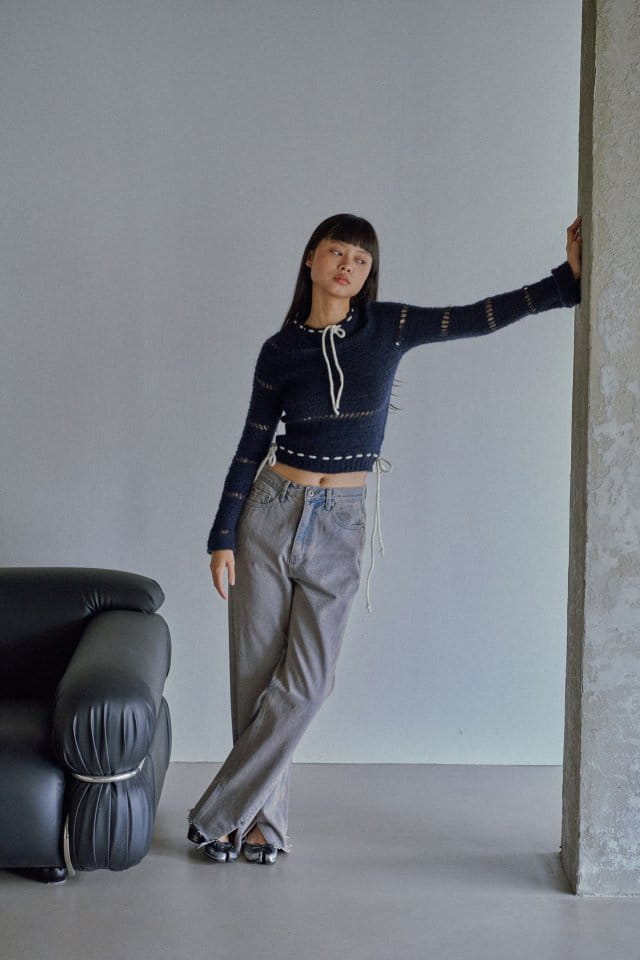 Charlotte - Korean Women Fashion - #womensfashion - 959 Slit Jeans