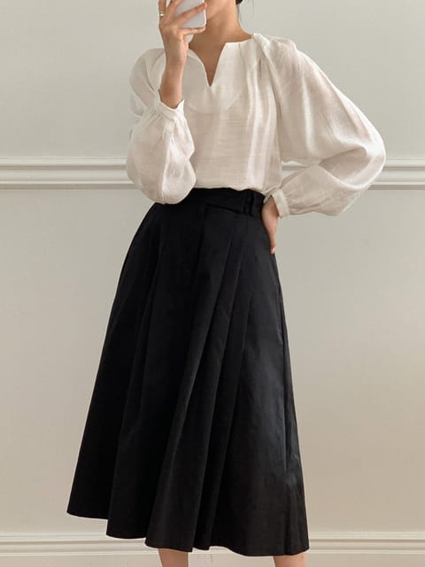 French Chic - Korean Women Fashion - #momslook - V Neck Shirring Blouse - 6