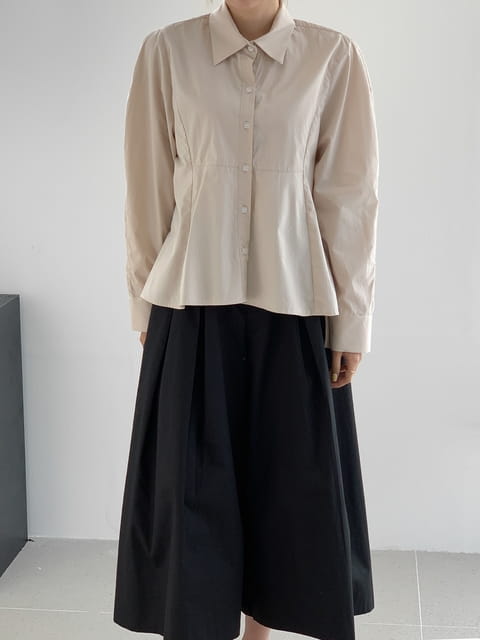 French Chic - Korean Women Fashion - #womensfashion - Pleated crop blouse - 4