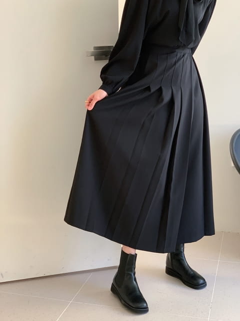 French Chic - Korean Women Fashion - #vintagekidsstyle - Pintuck Pia Skirt Pants - 4