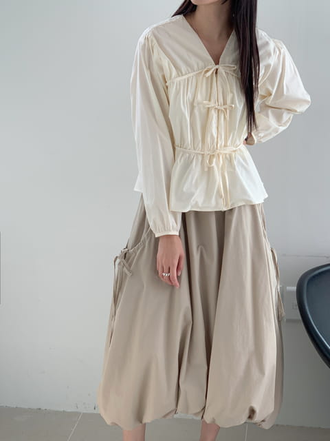 French Chic - Korean Women Fashion - #momslook - Abang Cardigan Shirring Blouse - 4