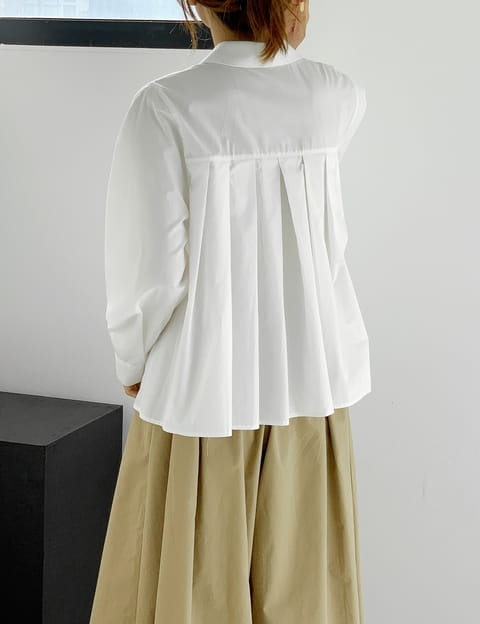French Chic - Korean Women Fashion - #womensfashion - Pleated crop blouse