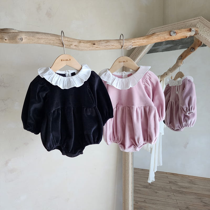 From J - Korean Baby Fashion - #babyfever - Velvet Frill Bodysuit - 12