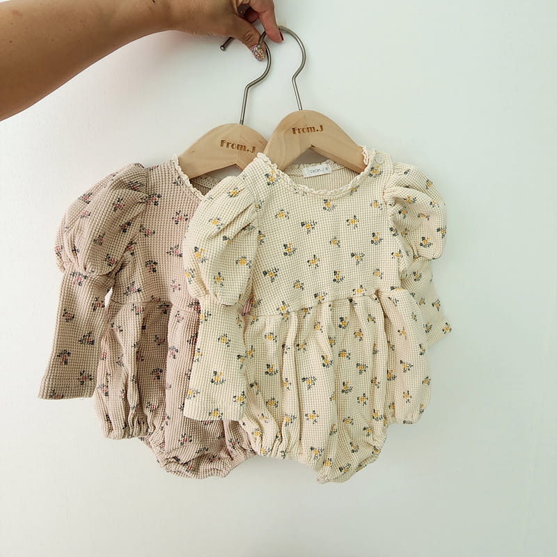 From J - Korean Baby Fashion - #babywear - Bara Flower Waffle Bodysuit - 9