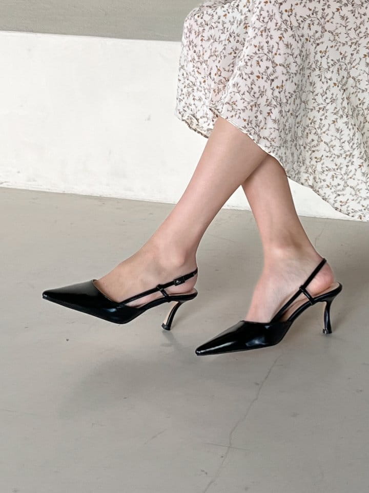Golden Shoe - Korean Women Fashion - #momslook - 3166 Sandals - 3