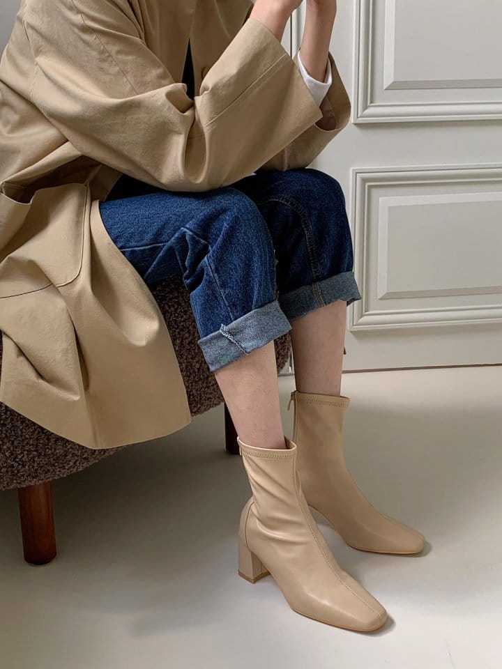 Golden Shoe - Korean Women Fashion - #momslook - 1003 Boots - 2