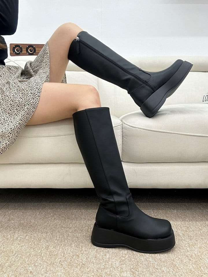 Golden Shoe - Korean Women Fashion - #momslook - 569 Boots