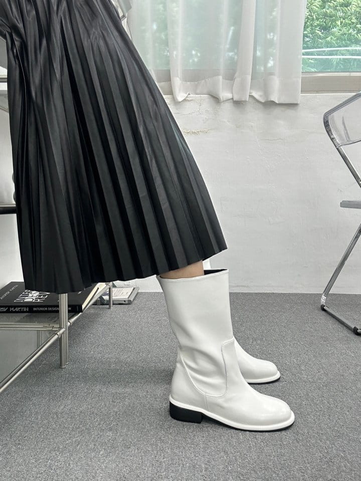 Golden Shoe - Korean Women Fashion - #momslook - 567 Boots - 8