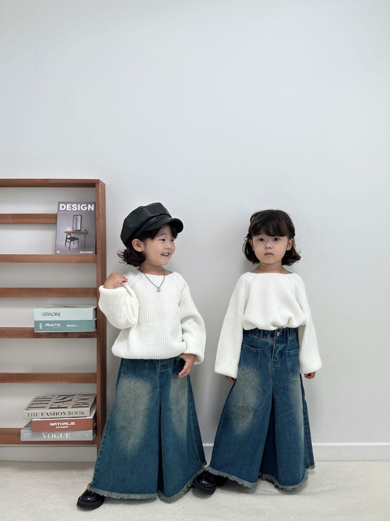 Little Rabbit - Korean Children Fashion - #kidsshorts - White Knie Tee